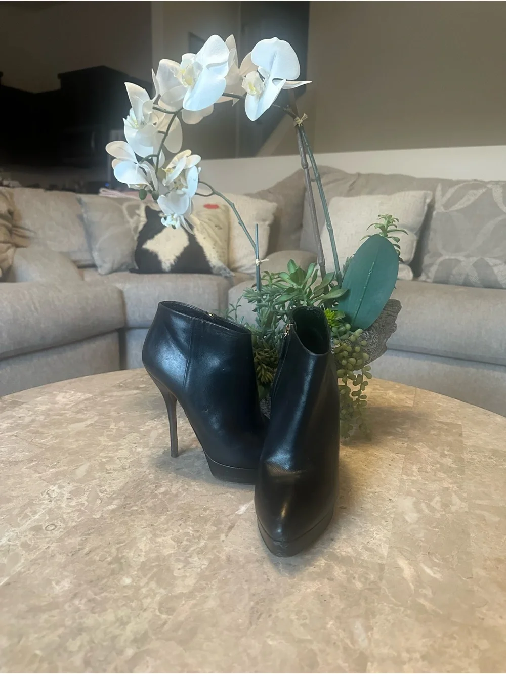 Gucci chic black